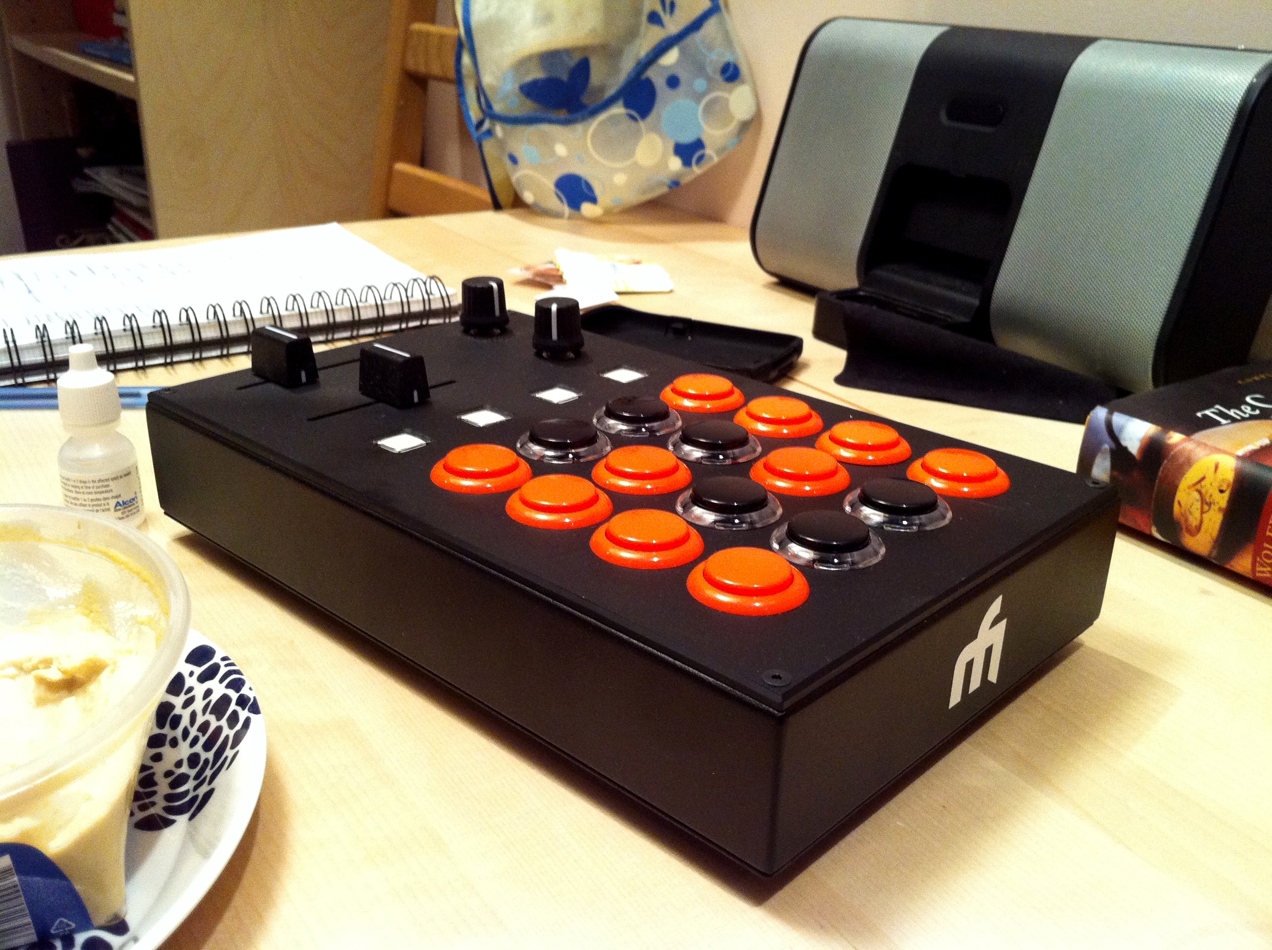 DJTechTools MIDI Fighter