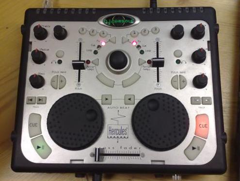 Hercules DJ Console Mk2